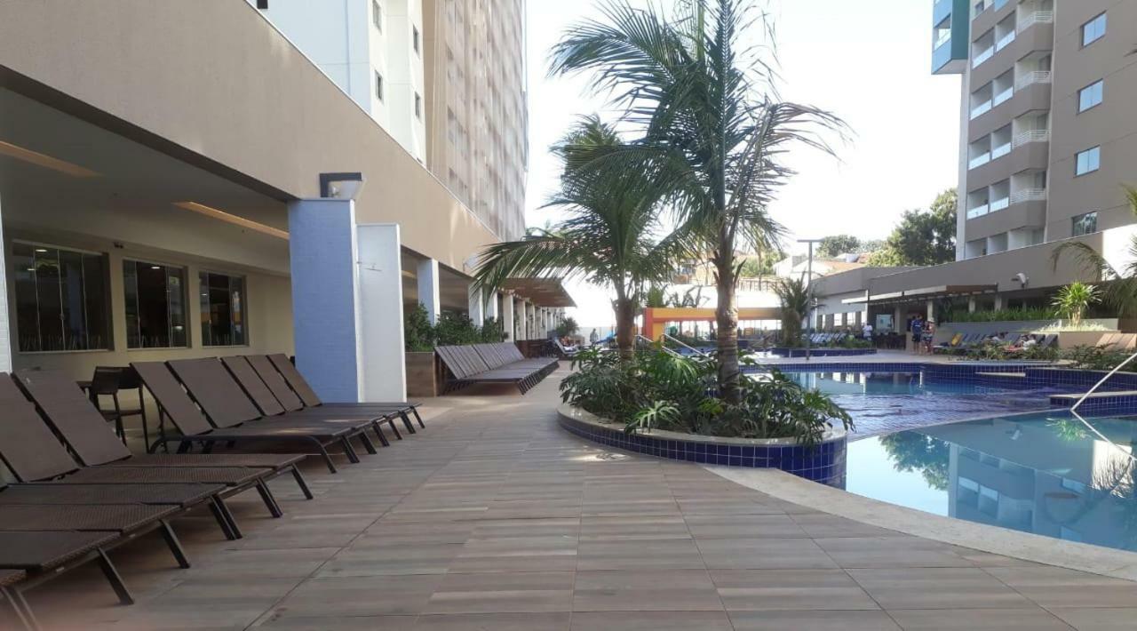 Olimpia Park Resort - 100M Do Parque Thermas Dos Laranjais מראה חיצוני תמונה